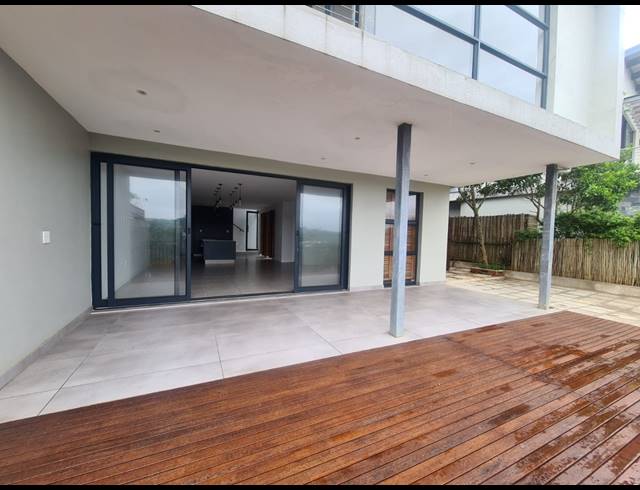 3 BEDROOM TOWNHOUSE FOR SALE IN SIMBITHI ECO ESTATE